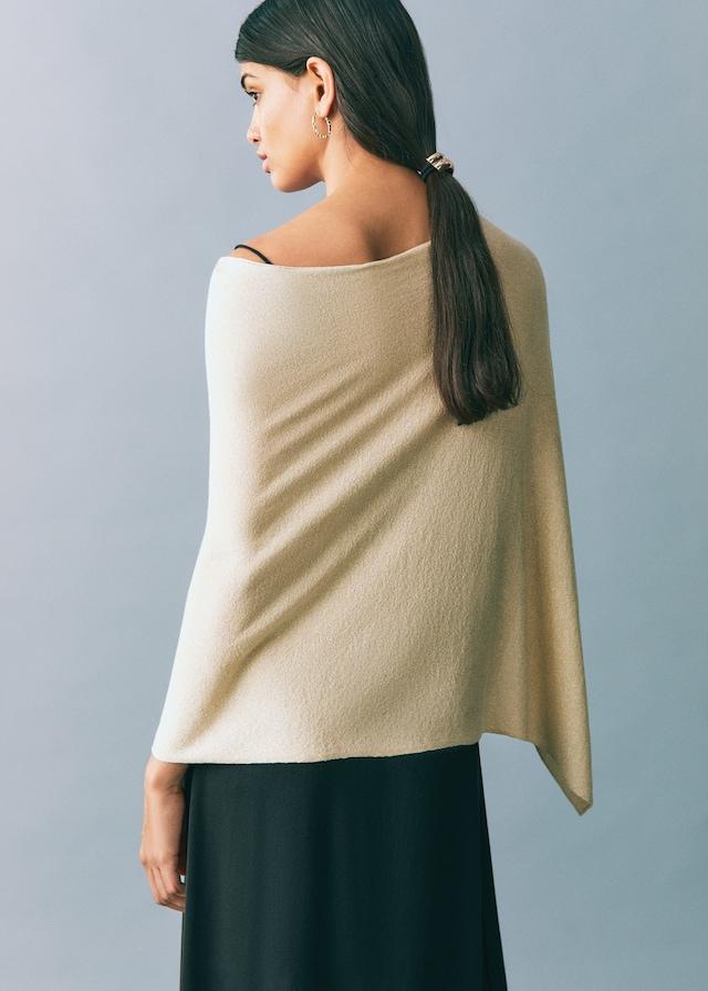 Mango Strickcape aus Lurex Preisnachlass