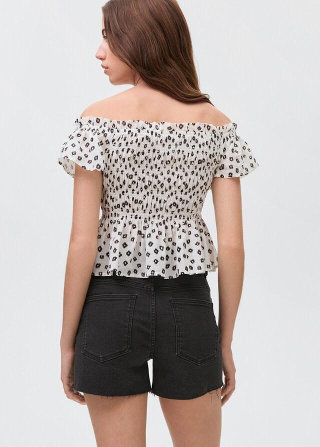 Mango Jeansshorts mit Nieten Letzte 2 Tage