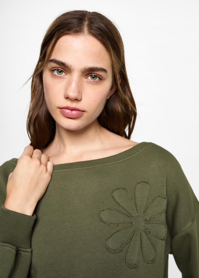Mango Sweatshirt mit floraler Stickerei Nur noch ein Tag übrig