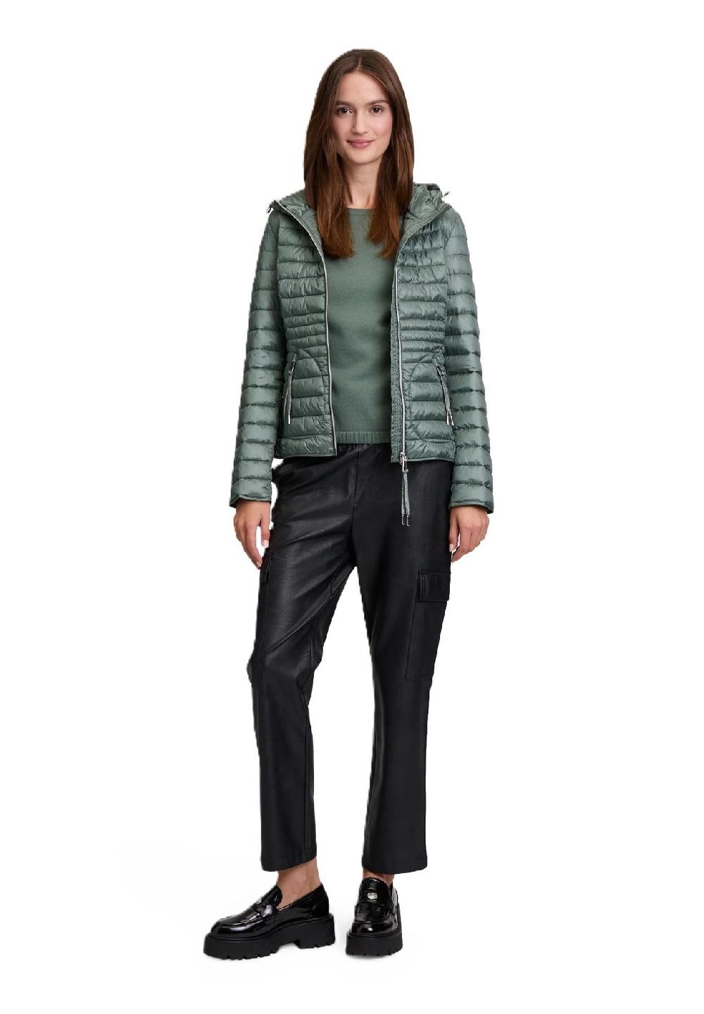 CARTOON Steppjacke Kapuze für Damen Neuheiten