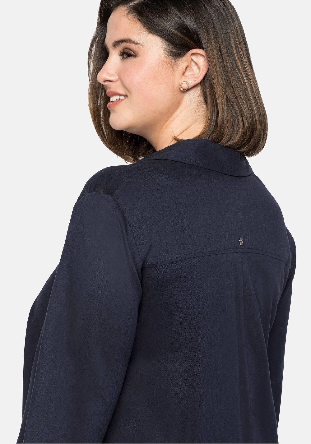 sheego Bluse mit asymmetrischem Saum in Zipfelform Zeitlich begrenztes Angebot