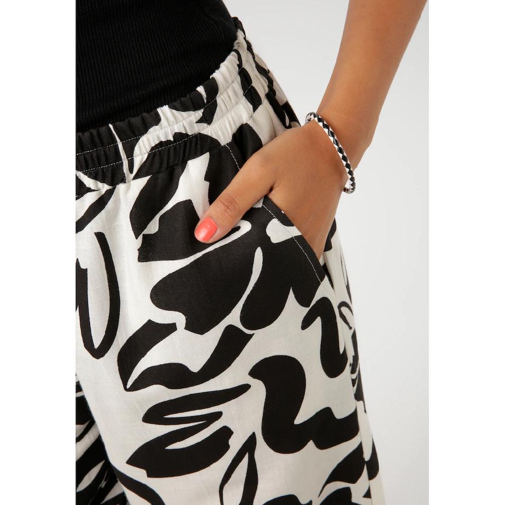 Aniston CASUAL Schlupfhose mit großflächigen Blättern bedruckt - NEUE KOLLEKTION Nur für heute