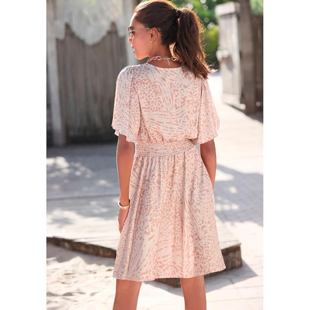 LASCANA Sommerkleid mit Animalprint und Fledermausärmeln Satinoptik elastisch Kauf eins, bekomm eins gratis