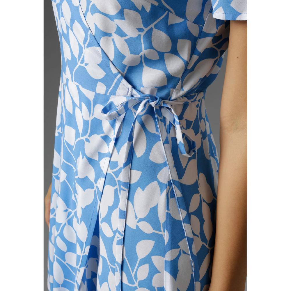 Aniston CASUAL Wickelkleid mit graphischen Blätterdruck Sonderangebot der Fabrik