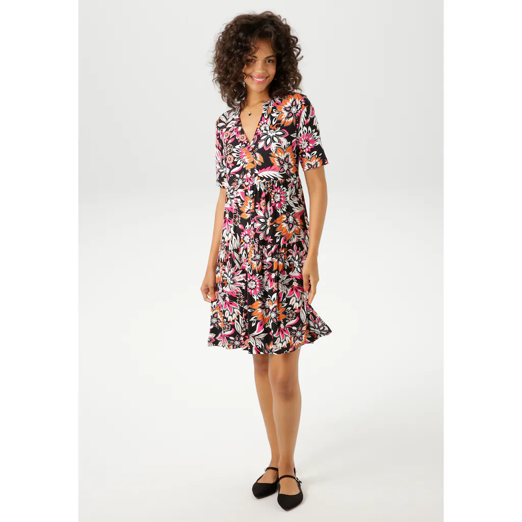 Aniston CASUAL Sommerkleid mit extravagantem Blumendruck- jedes Teil ein Unikat - NEUE KOLLEKTION Rabatt