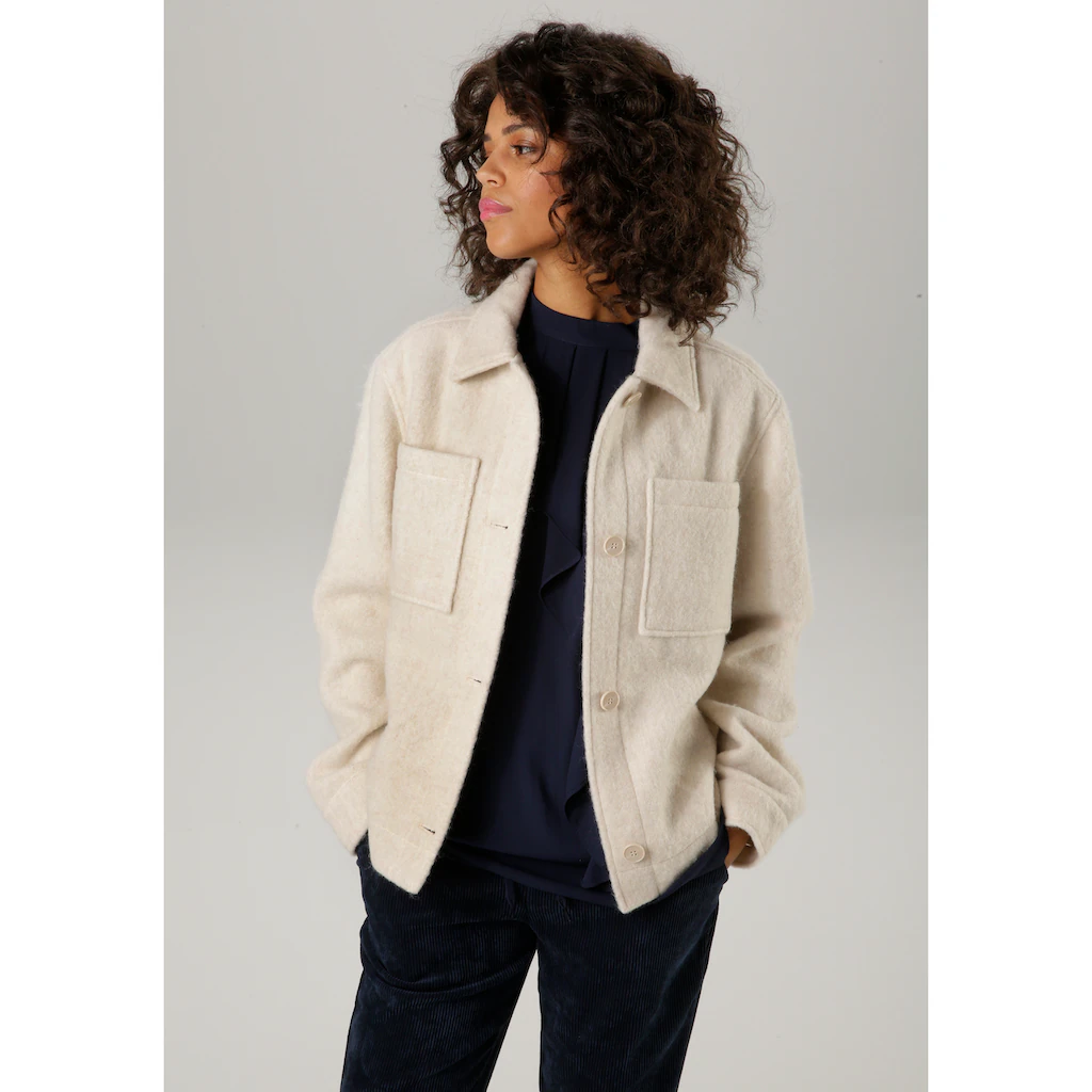 Aniston CASUAL Fleecejacke mit tonigen Knöpfen zu schließen