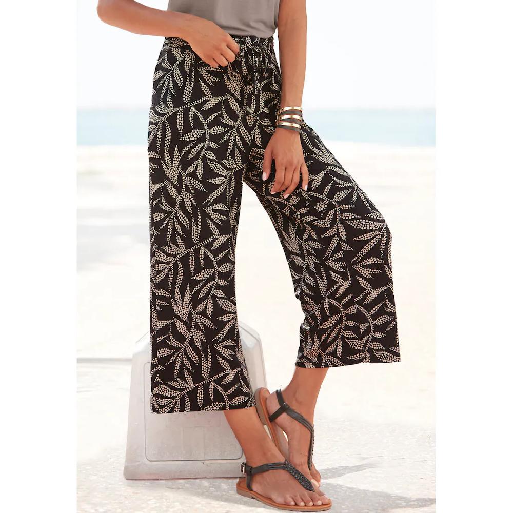 LASCANA Culotte (mit Bindegürtel) mit Blätterdruck luftige Sommerhose in 7/8-Länge Strandhose