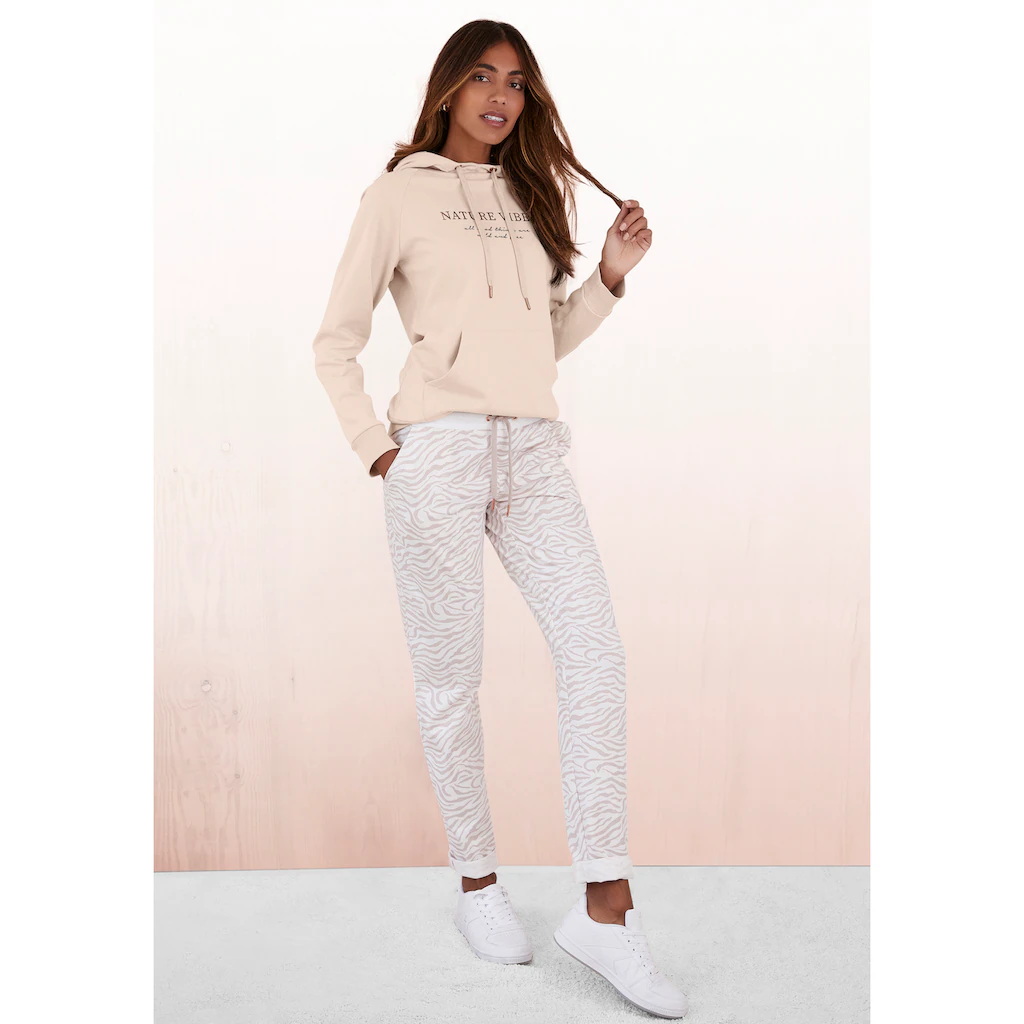 LASCANA Hoodie mit Kängurutasche Loungeanzug Tiefpreis