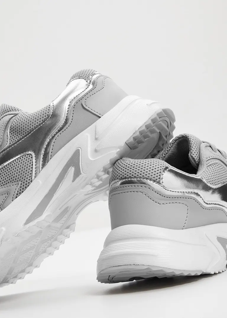 bonprix Sportlicher Chunky Sneaker mit Metallic Details - grau Sonderangebote