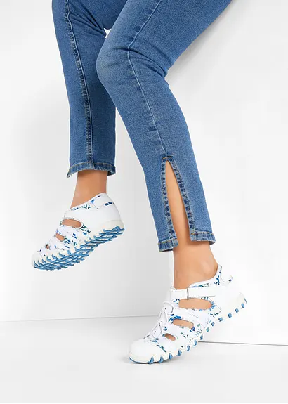 bonprix Charismatischer Slipper mit hübschen Riemen - weiß Tiefpreis