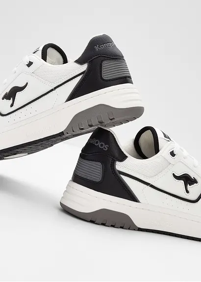 bonprix Sportlicher Kangaroos Sneaker mit vielen Details - weiß zollfrei