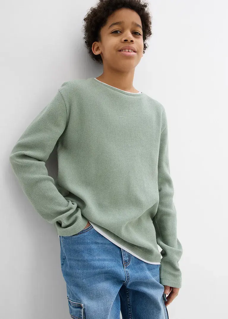 bonprix Schönes Jungen Langarmshirt in 2 in 1 Optik mit Rundhalsausschnitt Vierteljährliche Förderung