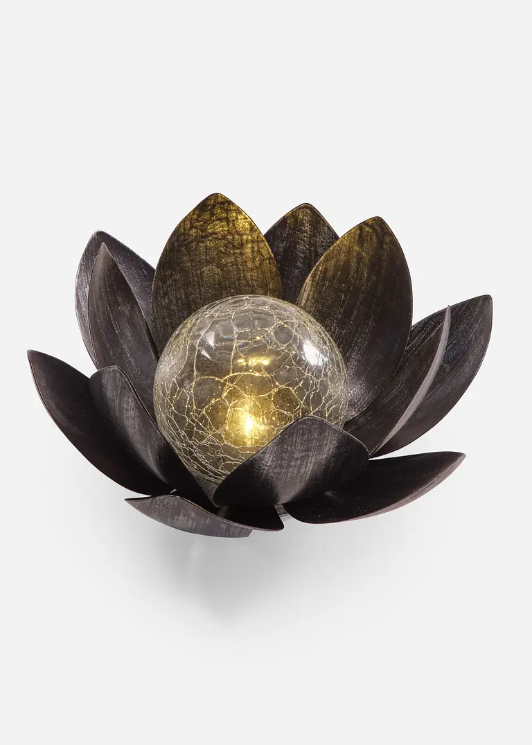 bonprix Elegante Solarleuchte in floraler Form für stimmungsvolles Licht