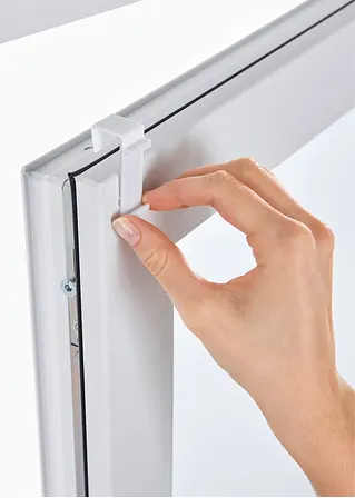 bonprix Stilistische Blumen auf moderner Fensterdekoration Heißer Verkauf